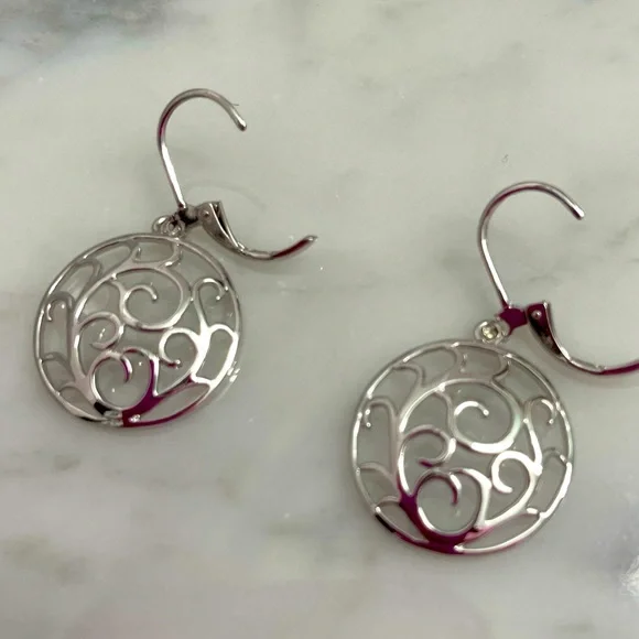 Earrings. New. - Picture 4 of 4